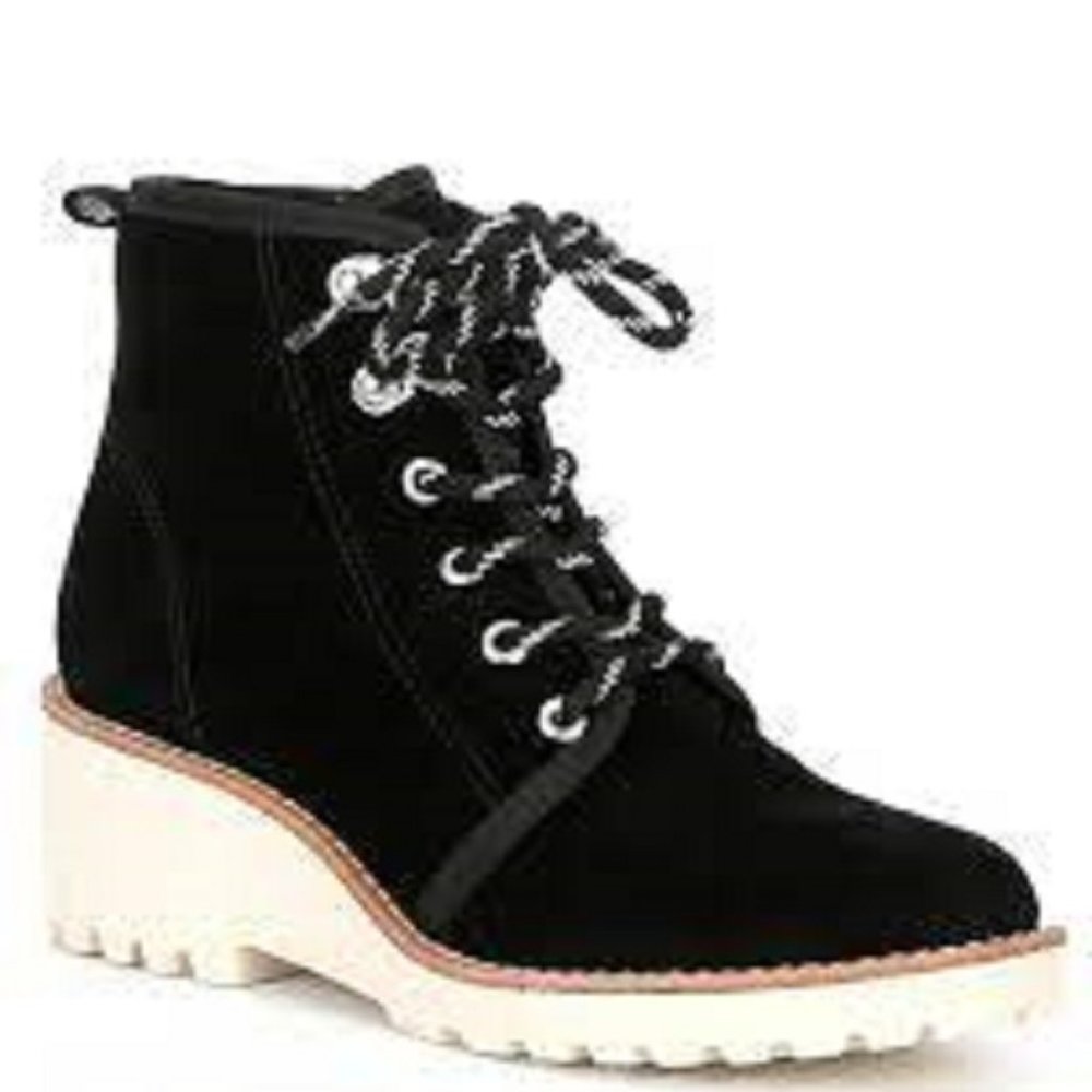 COPY - New Copper Key Bundleup Suede Lace-Up Booties Size 8M